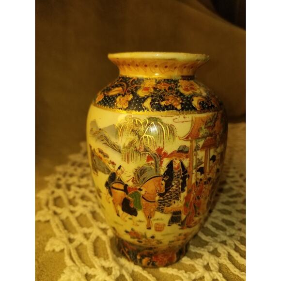 Zhong Guo Zhi Zao Gold Gilted Chinese Vase, Made In China - Picture 4 of 16